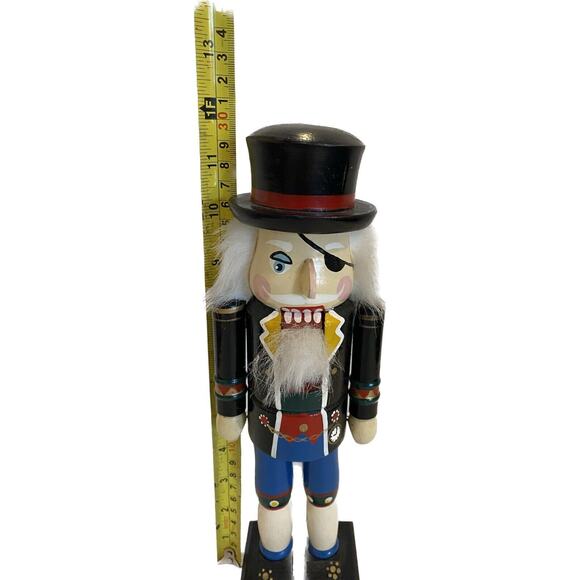 Nutcracker Pirate With Eye Patch 12 Inches Wooden - Picture 3 of 4